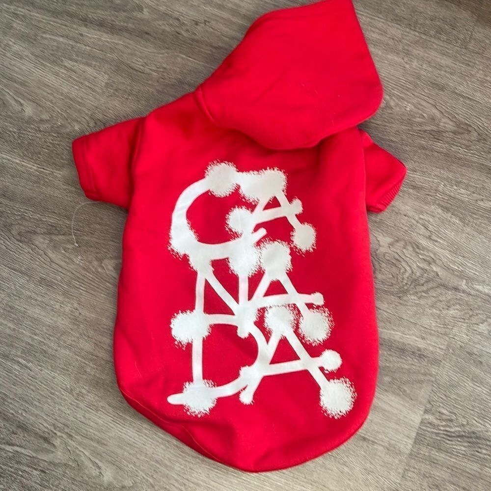 Hudson Bay Puppy Sweater